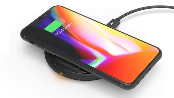 iPhone XS and XR wireless charging
