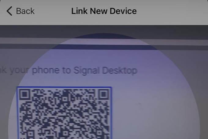 Scan Signal Desktop QR Code on iPhone App