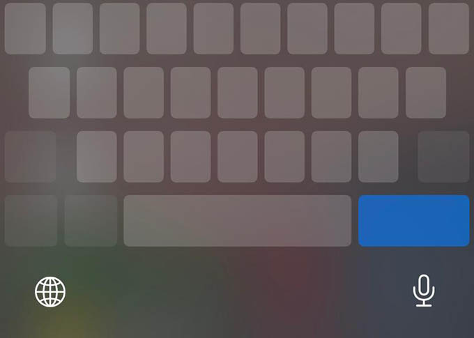 iPhone Keyboard Use Spacebar as Trackpad