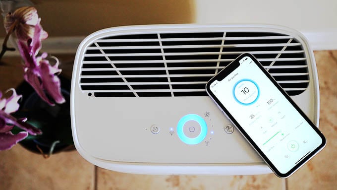 Zigma Smart WiFi Air Purifier Top Design and Control Buttons