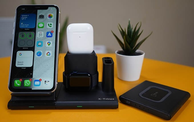 Hands on  Quezqa X Trines 4 in 1 Detachable Wireless Charging Station - 23