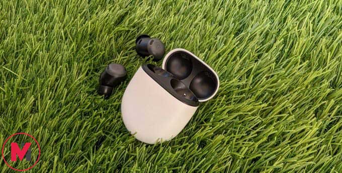 Pixel Buds Pro review case and earbuds