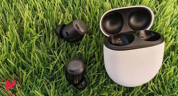 Pixel Buds Pro review case and earbuds