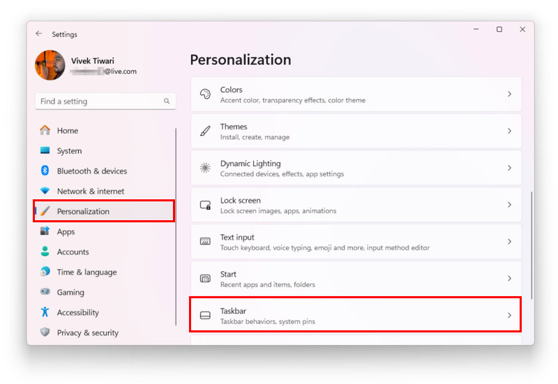 Open Windows 11 taskbar settings